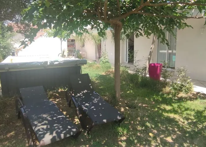 Дом отдыха Mas Picton Maison 4 Dans Mas Piscine Proche *